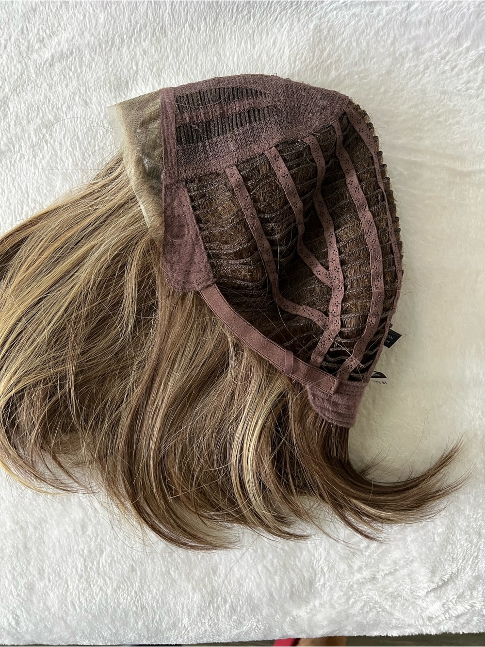 13โ Layered Bob Lace Front Wig in Light Brown with Subtle Highlights - Picture 11 of 15